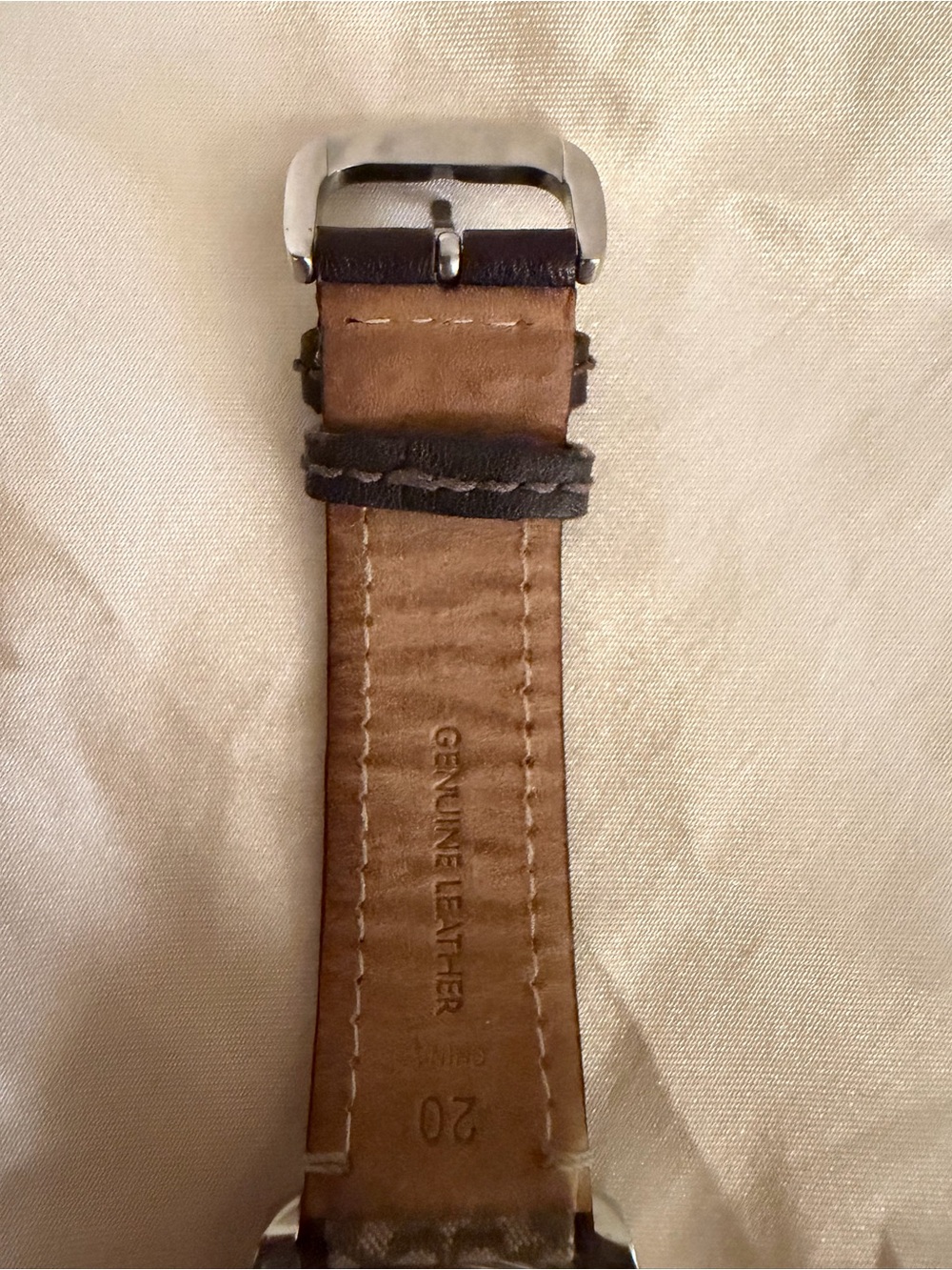 Coach women Watch with Brown Signature Canvas Strap and Silver Case - Picture 7 of 7